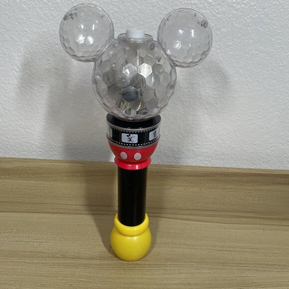 Disney Parks Bubble Wand Mickey Mouse Classic Film Light-Up Multicolor TESTED - Picture 2 of 5